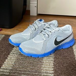 Nike running shoes Size 10.5